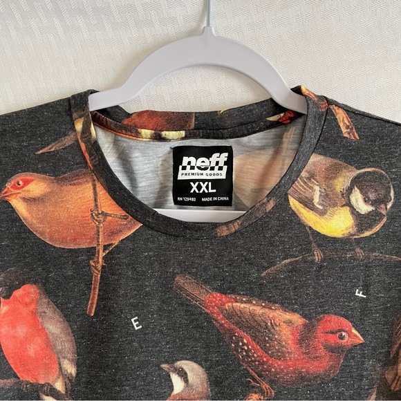 NEFF NWT Short Sleeve T-Shirt Black Express Multicolor Songbirds Cut N’Sew XXL - Picture 3 of 10